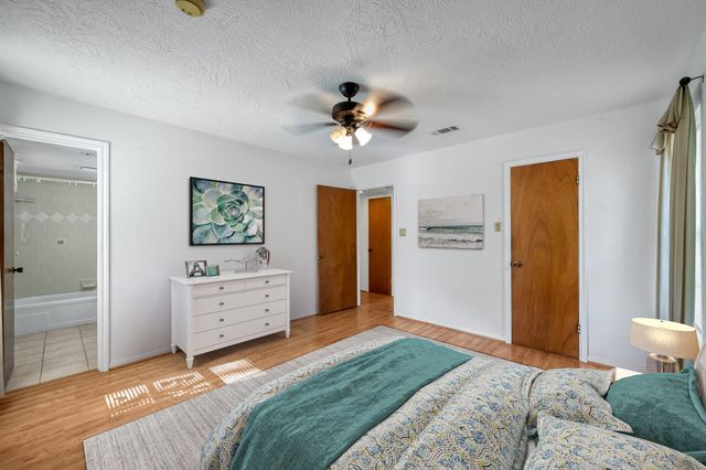 16310 Weaver Lane, Conroe, TX 77303