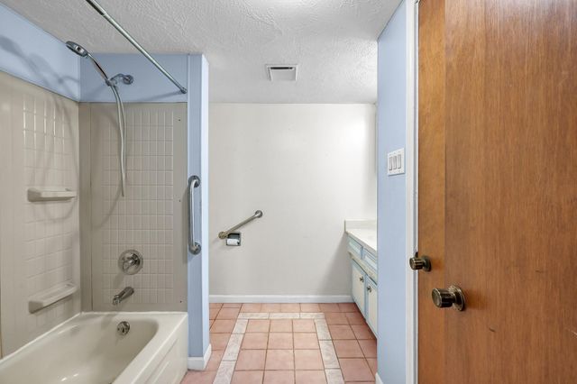 16310 Weaver Lane, Conroe, TX 77303