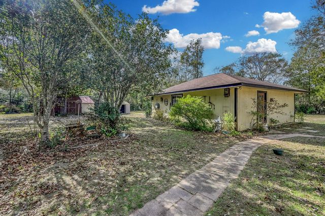 16310 Weaver Lane, Conroe, TX 77303