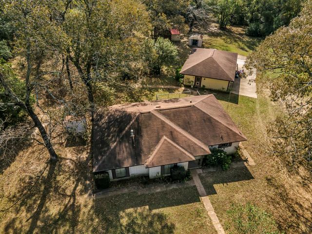16310 Weaver Lane, Conroe, TX 77303