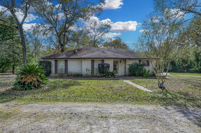 16310 Weaver Lane, Conroe, TX 77303