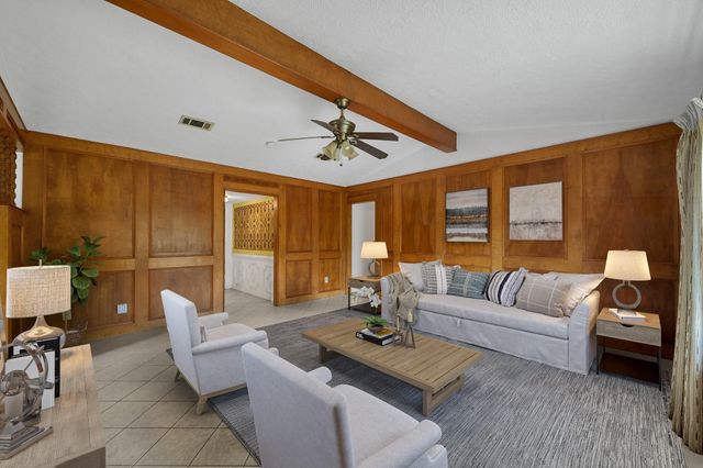 16310 Weaver Lane, Conroe, TX 77303