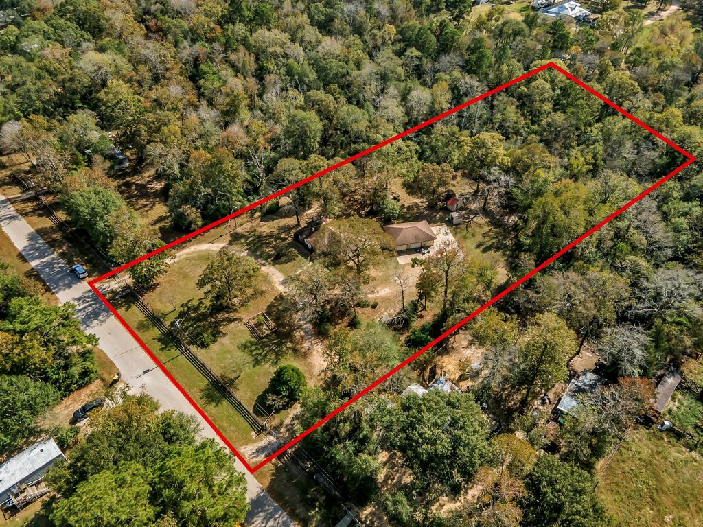 16310 Weaver Lane, Conroe, TX 77303