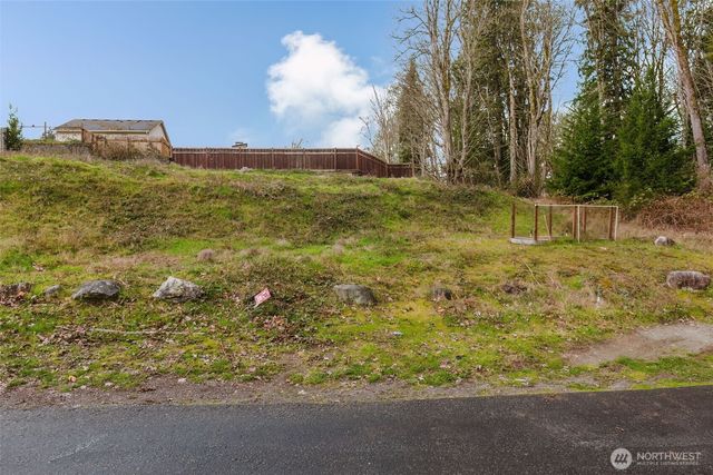 2652 Maryland Way E, Port Orchard, WA 98366