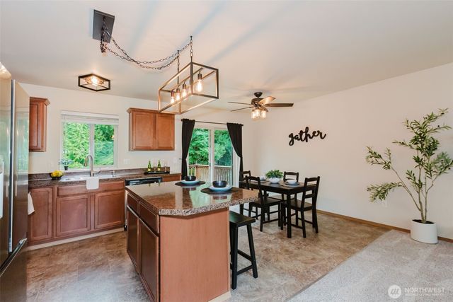 2652 Maryland Way E, Port Orchard, WA 98366