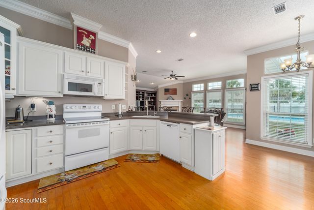 716 Stonewall Jackson Place, Waycross, GA 31503