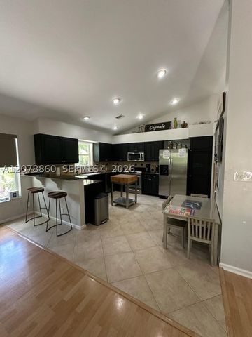 12741 Meadowbreeze Dr, Wellington, FL 33414
