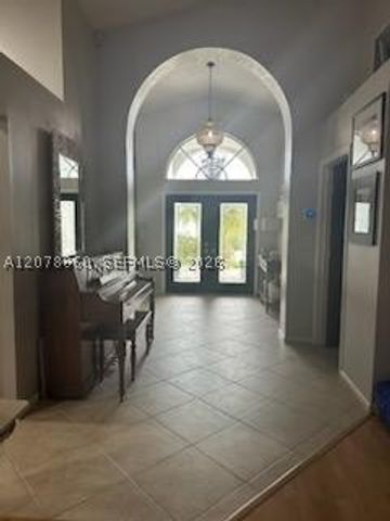 12741 Meadowbreeze Dr, Wellington, FL 33414
