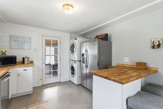 9 Forest Street, Concord, NH 03301