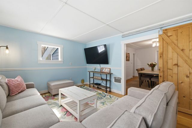 9 Forest Street, Concord, NH 03301