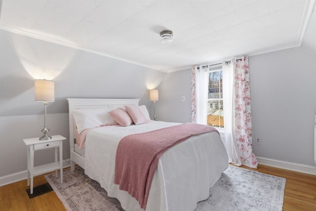 9 Forest Street, Concord, NH 03301