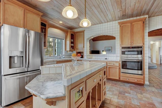 20626 Wildwood West Dr, Penn Valley, CA 95946