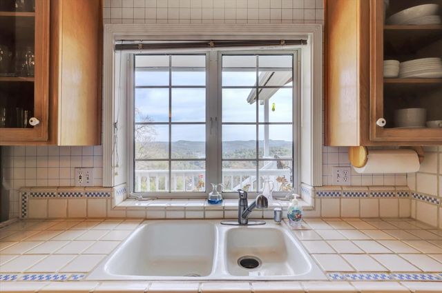 20626 Wildwood West Dr, Penn Valley, CA 95946