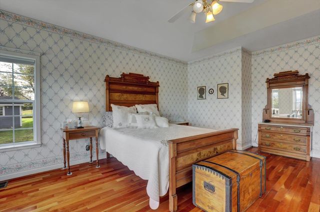 20626 Wildwood West Dr, Penn Valley, CA 95946