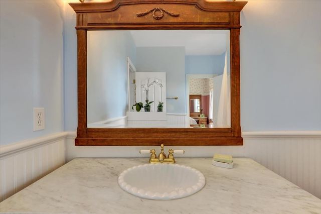 20626 Wildwood West Dr, Penn Valley, CA 95946