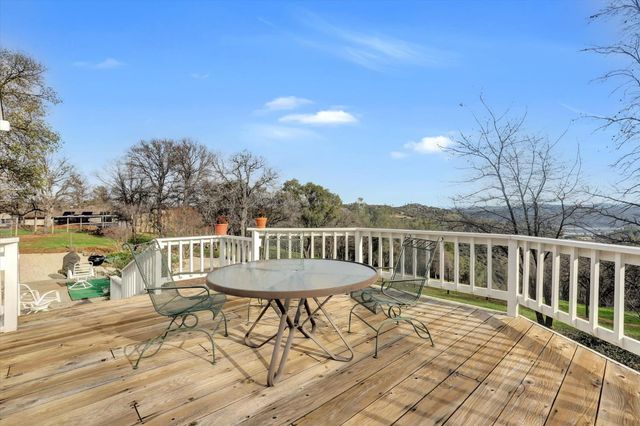 20626 Wildwood West Dr, Penn Valley, CA 95946