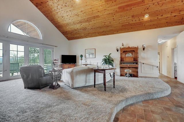 20626 Wildwood West Dr, Penn Valley, CA 95946