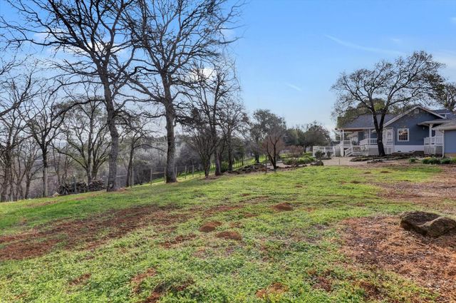 20626 Wildwood West Dr, Penn Valley, CA 95946