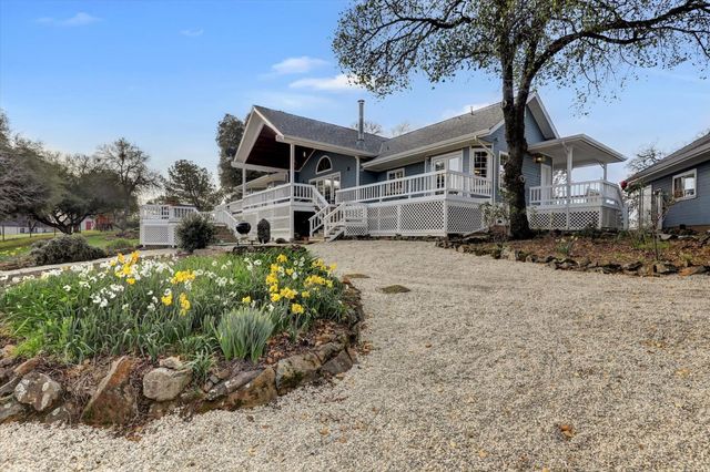 20626 Wildwood West Dr, Penn Valley, CA 95946