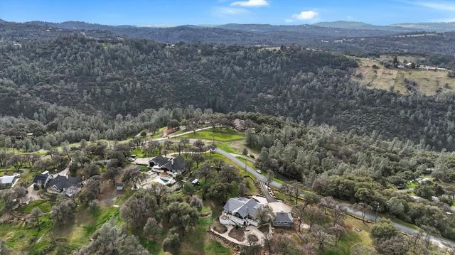 20626 Wildwood West Dr, Penn Valley, CA 95946