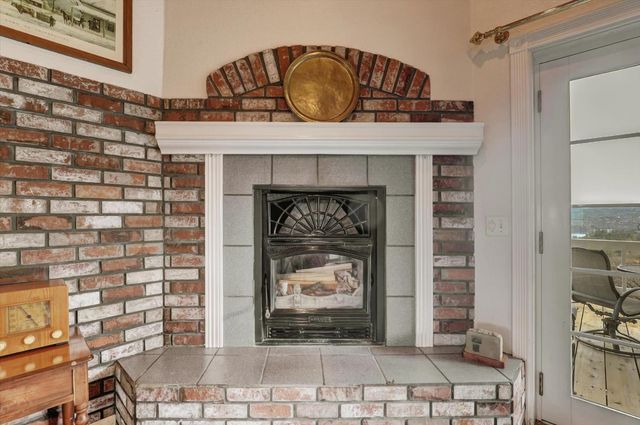 20626 Wildwood West Dr, Penn Valley, CA 95946