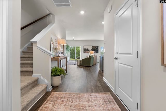 320 South Lake Court, Lexington, SC 29073