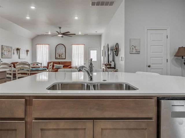 9032 NW 149th Terrace, Yukon, OK 73099