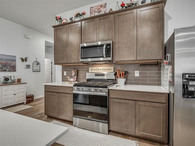 9032 NW 149th Terrace, Yukon, OK 73099