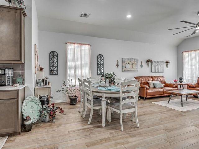 9032 NW 149th Terrace, Yukon, OK 73099