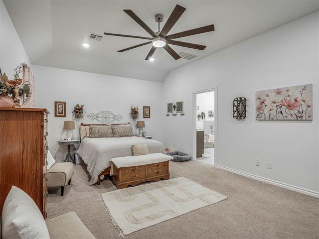 9032 NW 149th Terrace, Yukon, OK 73099