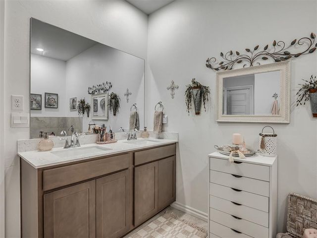 9032 NW 149th Terrace, Yukon, OK 73099