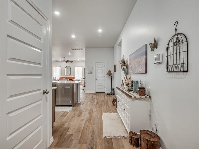 9032 NW 149th Terrace, Yukon, OK 73099