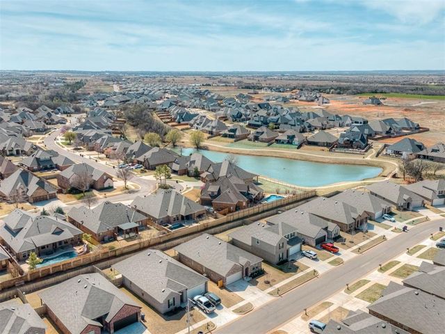 9032 NW 149th Terrace, Yukon, OK 73099