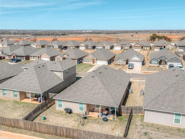 9032 NW 149th Terrace, Yukon, OK 73099