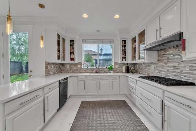 1748 Dunkeld Ln, Folsom, CA 95630