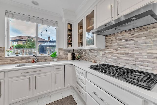 1748 Dunkeld Ln, Folsom, CA 95630