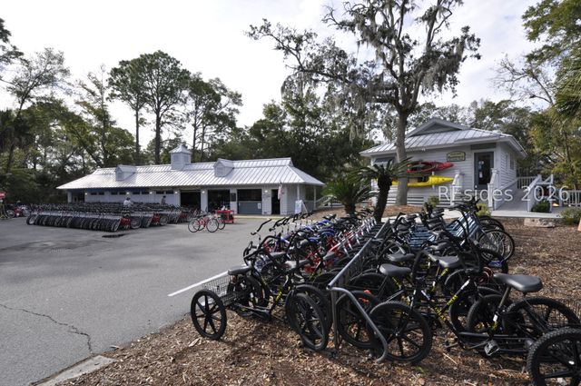 45 Queens Folly Rd Apt 518, Hilton Head Island, SC 29928
