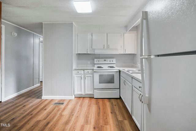 4608 Ponderosa Road, Sanford, NC 27332