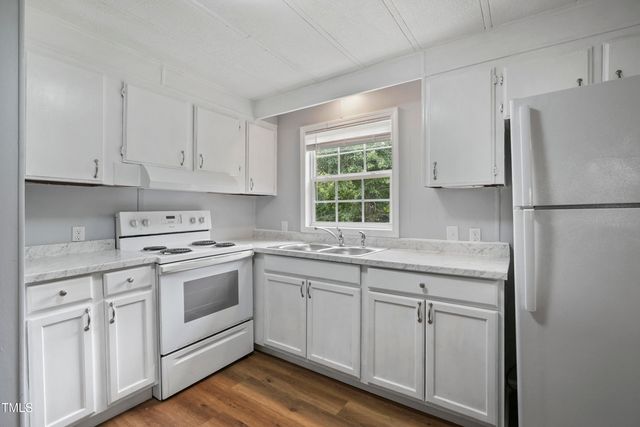 4608 Ponderosa Road, Sanford, NC 27332