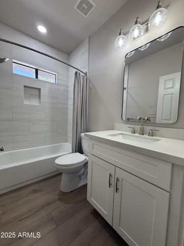 1287 N ALMA SCHOOL Road 207, Chandler, AZ 85224