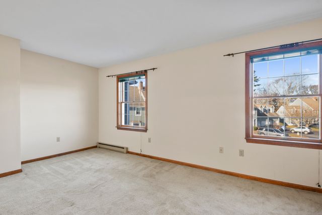 611 Ocean Avenue E5, New London, CT 06320