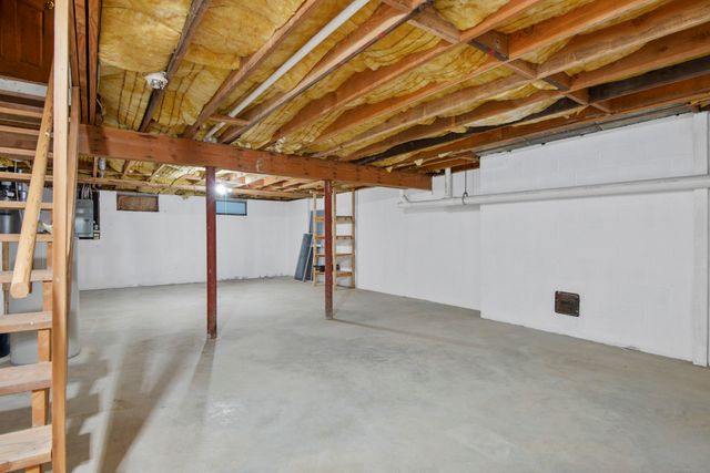 611 Ocean Avenue E5, New London, CT 06320