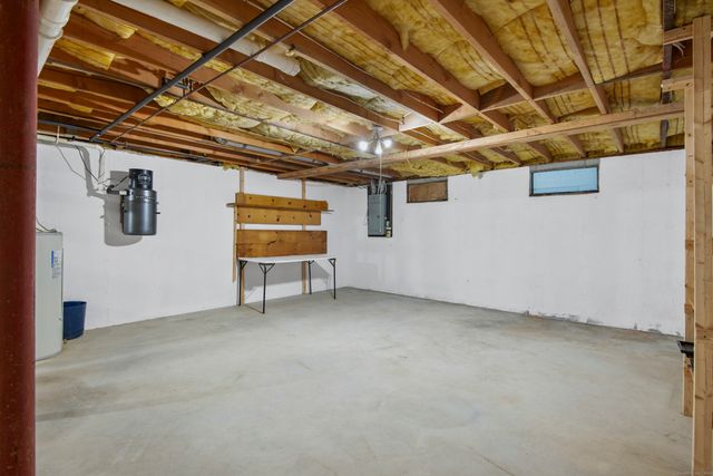 611 Ocean Avenue E5, New London, CT 06320