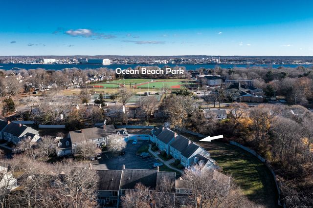 611 Ocean Avenue E5, New London, CT 06320