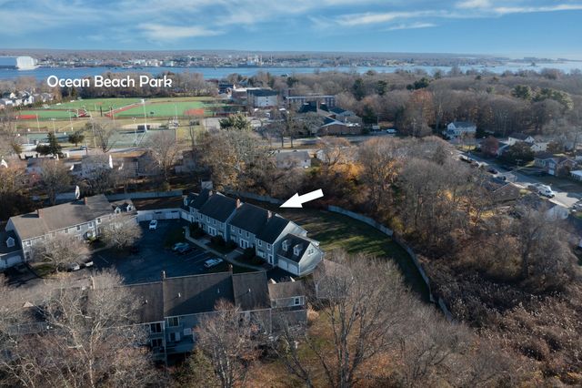 611 Ocean Avenue E5, New London, CT 06320