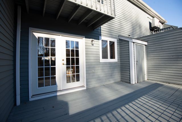 611 Ocean Avenue E5, New London, CT 06320