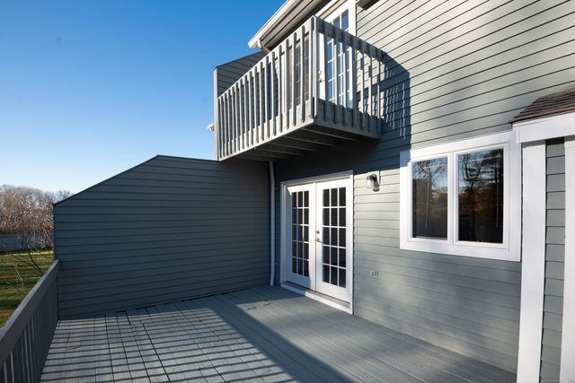 611 Ocean Avenue E5, New London, CT 06320