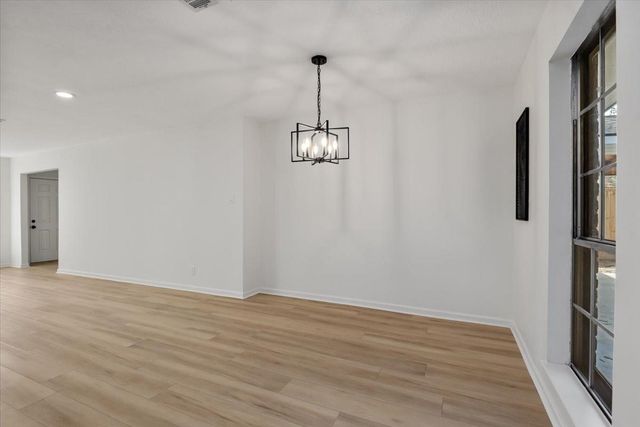 20 Woody Creek Drive, Conroe, TX 77301