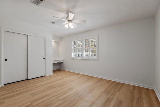 20 Woody Creek Drive, Conroe, TX 77301