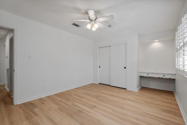 20 Woody Creek Drive, Conroe, TX 77301